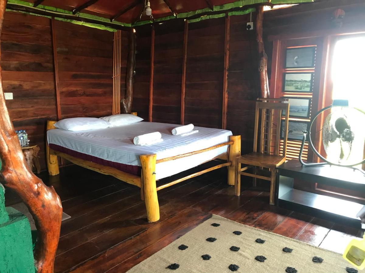 Hotel Yala Eco Tree House Tissamaharama Exterior foto