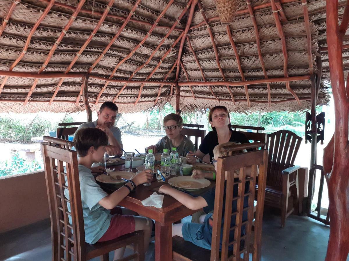 Hotel Yala Eco Tree House Tissamaharama Exterior foto